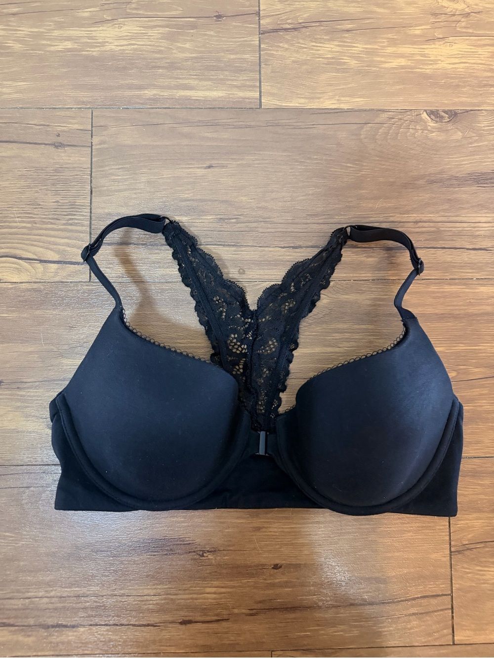 Victoria's Secret Lace Racerback Lined Demi Bra 34D Black Underwire